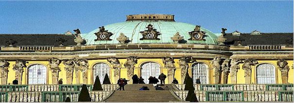 Potsdam, das herrliche Kleinod vor den Toren der Hauptstadt, dessen Schl�sser und G�rten Residenzen der deutschen Kaiser und preu�ischen K�nige waren.